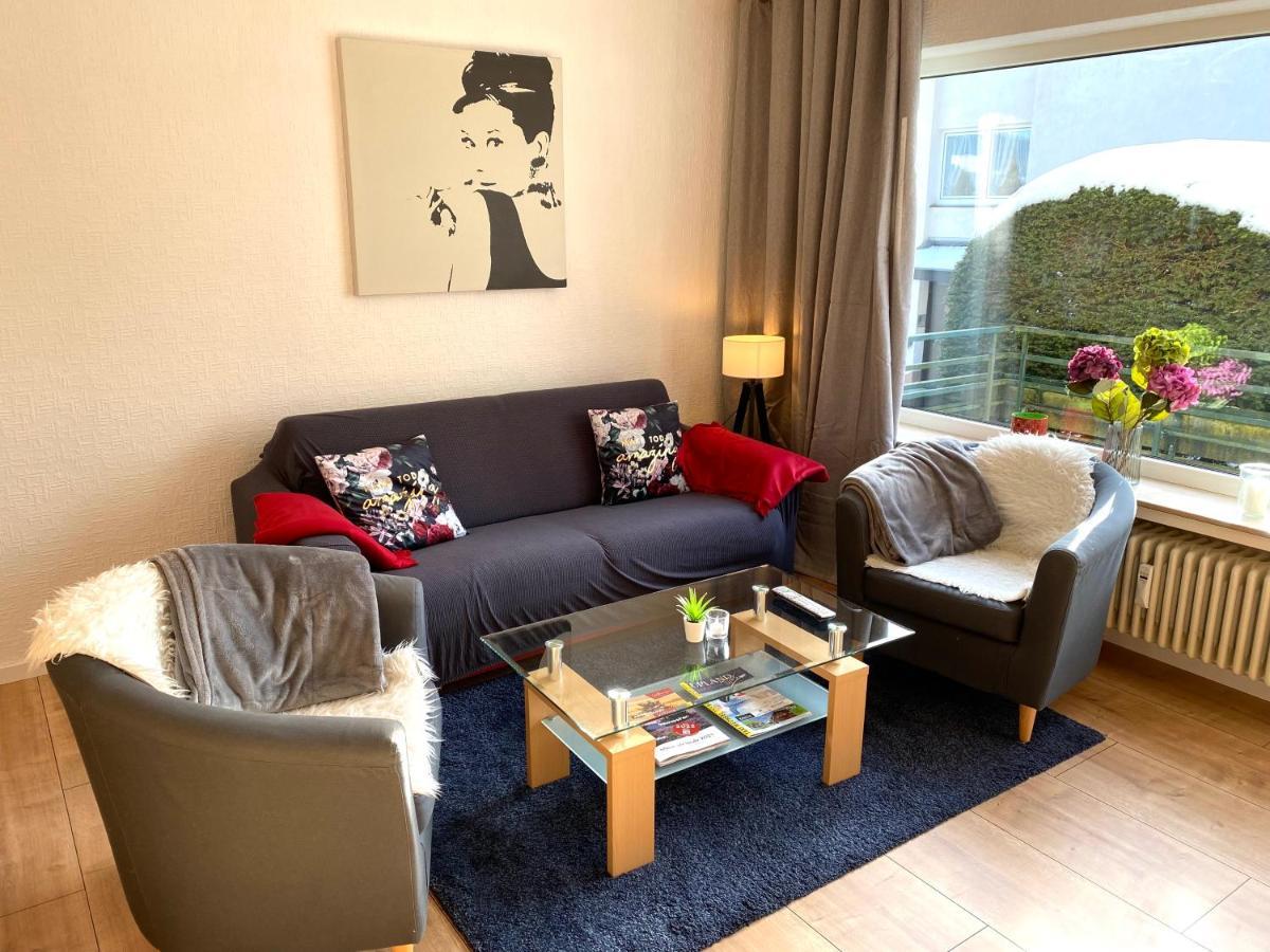 Stylisches Apartment ✰ Skywalk ✰ Mit Parkplatz วิลลิงเงิน ภายนอก รูปภาพ