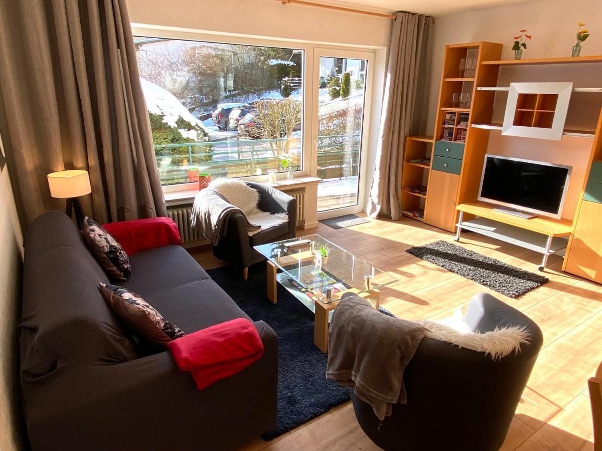 Stylisches Apartment ✰ Skywalk ✰ Mit Parkplatz วิลลิงเงิน ภายนอก รูปภาพ